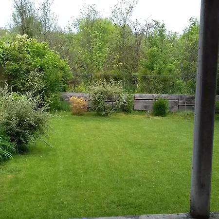 Apartament Rez De Jardin Meaux-disney